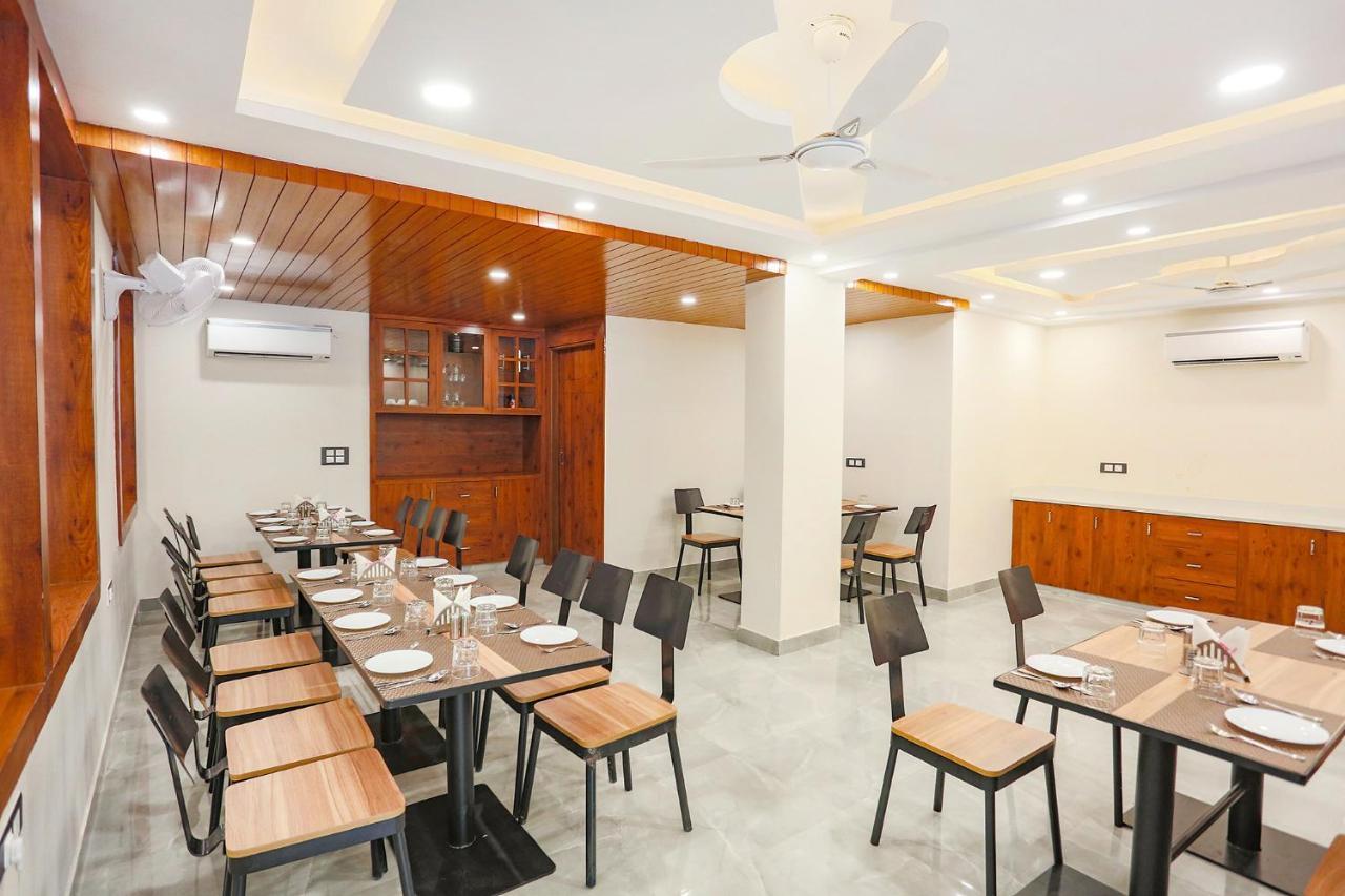 FabHotel Golf inn Gurgaon Exterior foto